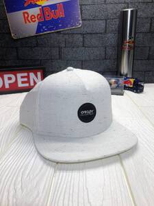 残1！即日発送！送料無料！タグ付新品 オークリー キャップ　Oakley Fleck Snap Back Factory Pilot 帽子