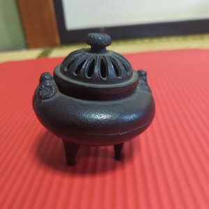 MA176 南部鉄器 香炉 三足 茶道具 香道具 鉄製 小林工芸社