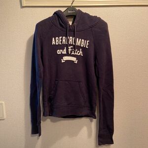 Abercrombie&Fitch パーカー M