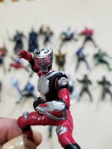 Bandai gashapon ガシャ　仮面ライダー龍騎 KAMEN Rider dragon knight 17bodys