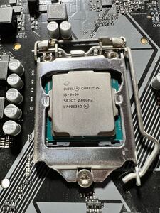 Intel i5 8400