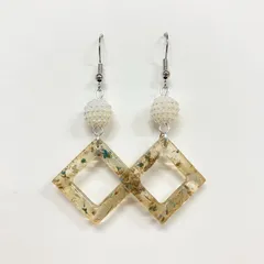 【ハンドメイド】スクエア　ピアス　ドライフラワー