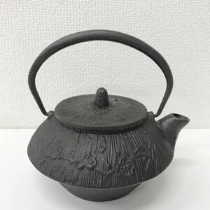 refle● 保管品　鉄瓶 急須 茶漉し付き　茶器