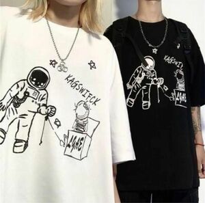 【2点セット】ペアシャツ　男女兼用　半袖Tシャツ　宇宙飛行士　白黒　まとめ売り　XLサイズ　カップル　春夏　ペアルック