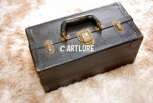 推定100年前のVINTAGE LEATHER TACKLE BOX KNICKERBACHER C 1920