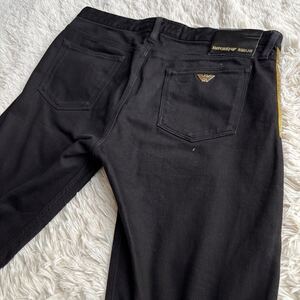 【美品/XL相当】EMPORIO ARMANI デニムパンツ ペイント加工 イーグルロゴ ゴールド 33inch ブラック エンポリオアルマーニ ジーンズ