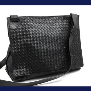 【美　品】ボッテガヴェネタ BOTTEGA VENETA ショルダーバッグ メッセンジャー レザー イントレチャート 黒茶系　1295