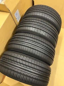 中古タイヤ4本セット　 205/55/16 　YOKOHAMA ADVAN 205/55/16 YOKOHAMA ADVAN ほぼ新品のタイヤ 2022年製