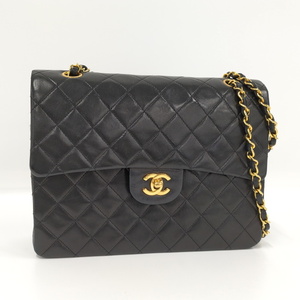 【中古】CHANEL マトラッセ26 チェーンショルダーバッグ ラムスキン レザー ブラック