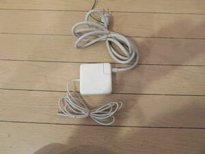 送料無料■Apple MacBook Pro■60W MagSafe Power Adapter■AC アダプター■A1344（16.5V　3.65A）■中古■アップル■