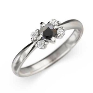 白金（プラチナ）900 指輪 花 モチーフ 5ストーン 4月誕生石 ブラックダイヤモンド(黒ダイヤ)