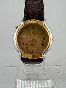 M614 稼動品　GUCCI グッチ 8200M 018-471 クォーツ 3針 デイト 腕時計