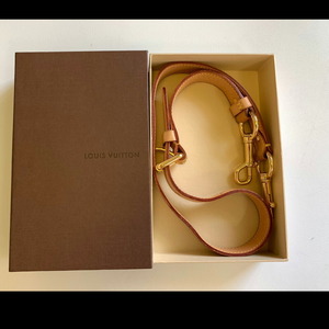 美品 Louis Vuitton ルイ・ヴィトン モノグラム ショルダーストラップ ヌメ革100cm 中古