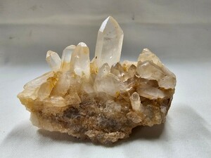 S-075 天然石 原石 水晶クラスター 10.1×6.3×6.3cm 230.9g