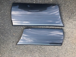 LAND CRUISER 100ランクル純正モールディングリアドアアウトサイド GREYグレー GENUINE MOULDING REAR DOOR OUTSIDE 75075-60040 75076