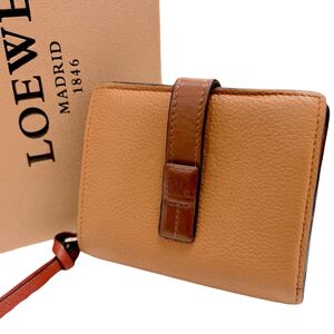 ロエベ LOEWE 二つ折り財布 コンパクトジップウォレット ラウンドファスナー アナグラム ブラウン レッド バイカラー レザー 革 ロゴ型押し