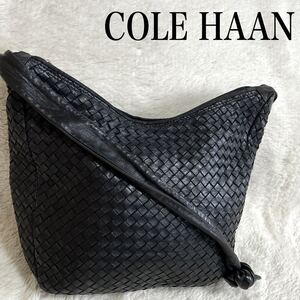 美品 COLE HAAN イントレチャート 本革 オールレザー ショルダーバッグ コールハーン ハーフムーン