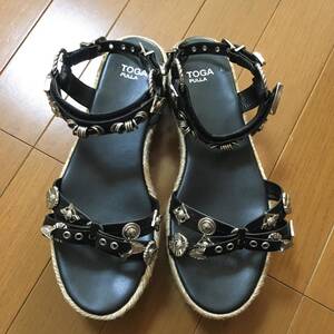 TOGA PULLA トーガ プルラ ストラップ付 サンダル 38 24cm STUDIOUS WEDGE SANDLS ブラック