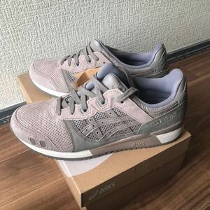 アシックス　スニーカー GEL-LYTE III OG　1201A762.020 26.5 茶