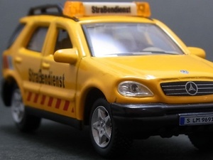 ★★日曜夜★ルース★MERCEDES-BENZ M-CLASS★STRABEN DIENST★CARARAMA★HONGWELL★1/72