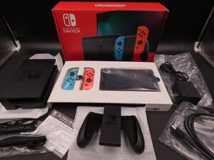 ★☆任天堂/ニンテンドー スイッチ HAC-001(-01)本体 2020年製 ネオンブルー ネオンレッド 初期化済み 箱付き 中古良品☆★