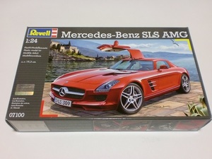 ドイツ レベル 1/24 メルセデス ベンツ SLS AMG Mercedes-Benz REVELL 07100