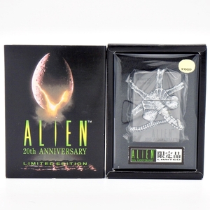 C24-330 ZIPPO ジッポー ALIEN エイリアン4 フェイスハガー 20周年記念 シリアルナンバー入り 1999年製造 未開封 着火未確認 ケース付き