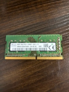 SKhynix 8GB 1Rx8 PC4-2400T　ノート用メモリー　1枚