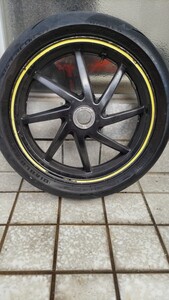 RVF400 リアホイール　17インチ