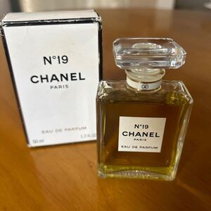 CHANEL シャネル 香水 No°19 50ml EAU DE PARFUM 