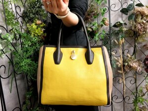 ●超美品●FURLA フルラ●オリンピア●ロゴ金具●カーフ レザー 本革●トート バッグ●マルチカラー●ゴールド金具●A4 収納 書類●Js54570