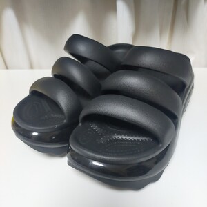 【未使用品】 CROCS クロックス メガ クラッシュ トリプル ストラップ MEGA CRUSH TRIPLE STRAP 厚底 サンダル 24㎝ ブラック(黒）