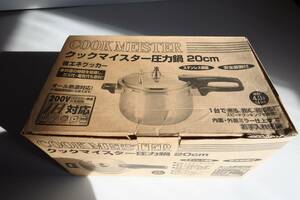 未使用品 圧力鍋 20cm 4L ステンレス IH調理器にも対応　