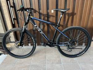 GT AVALANCHE アバランチェ 3.0　マウンテンバイク MTB クロスバイク　 