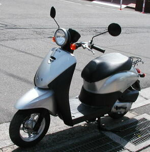 ホンダ today トゥデイ 　AF67 ４サイクル （超美品 ・シルバーメタリック、 中古）埼玉～引き取り限定です（落札者様手配の陸送可）