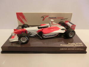 PMA 1/43　トヨタ　TF102　プロモーショナルショーカー　2002　＊おまけ付き　＊送料410円～ 　＊ケース割れ有り