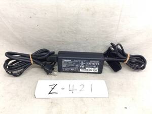 Z-421 TOSHIBA 製 PA3282U-2ACA 仕様 15V 4A ノートPC用ACアダプター 即決品