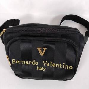 K) BERNARDO VALENTINO ベルナルドバレンチノ ボディバッグ italy 黒 ブラック メンズ レディース かばん 6L1306