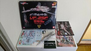 BANDAI 1/72 マクロスF「VF-25F アルト機 クリアver」(河森正治プロデュース/プロショップ専用)素組品/デカール・シール未使用