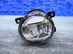 K838　フィット ハイブリッド　GP5　GP6　後期　左フォグ　LED　114-62242 AL　シビック　FC1　FK7　FK8　点灯OK　美品