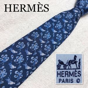 HERMES エルメス　ネクタイ　花と鳥　総柄　シルク100% フランス製　ブルー系　ビジネス