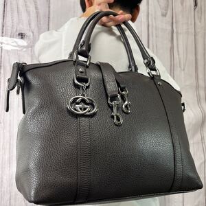 極美品 GUCCI グッチ A4 メンズ ビジネス 2way ビジネスバッグ トートバッグ 肩掛け レザー ダークグレー GG金具 通勤 通学 PC ボストン