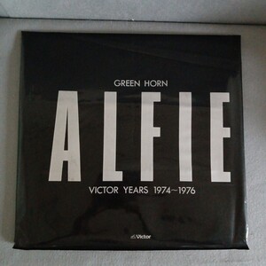 美品　The Alfee Green Horn Page One 13 Pieces Of Alfee LP C28A0309　ジ・アルフィー