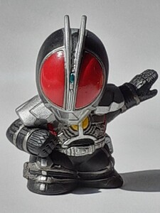 ☆2003年　仮面ライダーキッズ 4　『仮面ライダーファイズ アクセルフォーム』　指人形　　SD　食玩　キャンディトイ