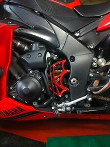 YZF-R1　 スプロケットカバー 　赤アルマイト　CNC加工