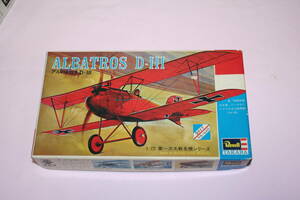 レベル　1/72　ドイツ複葉戦闘機　ALBATROS アルバトロス　D-Ⅲ　3タイプデカール入り