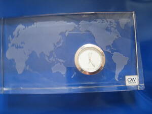 ■即決価格　送料込み金額　鳴海 ナルミ NARUMI GW クリスタルガラス 置時計　世界地図◆中古◆