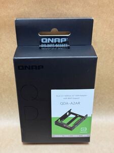 QNAP QDA-A2AR RAID対応 2.5インチ3.5インチ SATA変換アダプター (1)