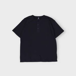 DESCENTE PAUSE【HENLY NECK T-SHIRT】