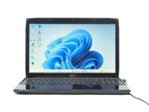 Win11H/カメラ内蔵/中古/15.6型/ノートPC/SSD256/8GB/4世代i3/FMV　AH45/R　 　新品無線マウス　　HDMI/USB3.0　WPS office2搭載